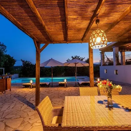 بيت للعطل Mares: Piscina, Jardin, Barbacoa Y Gimnasio. سانتا أيُلاريا ذيس ريو