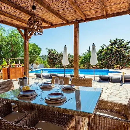 Mares: Piscina, Jardin, Barbacoa Y Gimnasio. Сasa de vacaciones